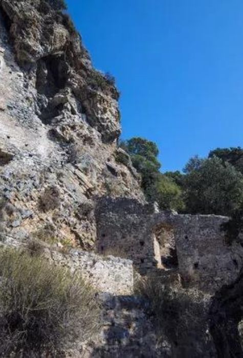 Afkule Manastırı görsel 3